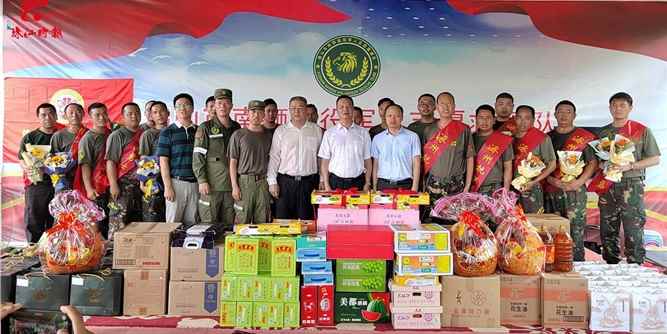 佛山市南狮救援队“十八勇士”平安返佛！